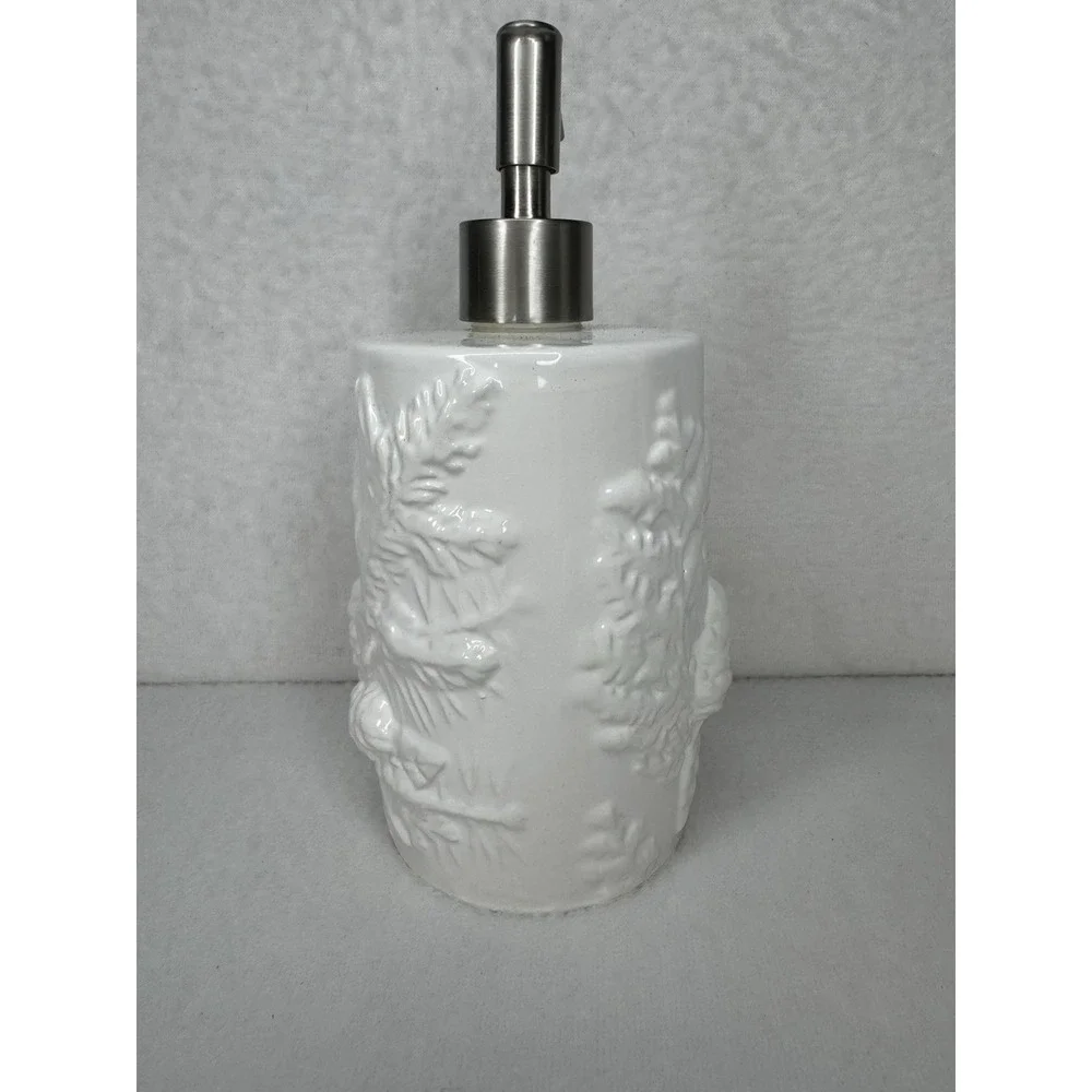 Crate & Barrel‎ White Pinecone Soap Pump Dispenser Portugal Unused Ceramic